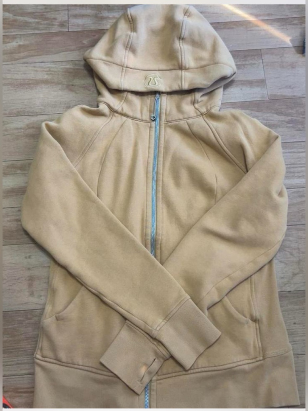 lululemon athletica women Light Beige Full-Zip Hooded Jacket